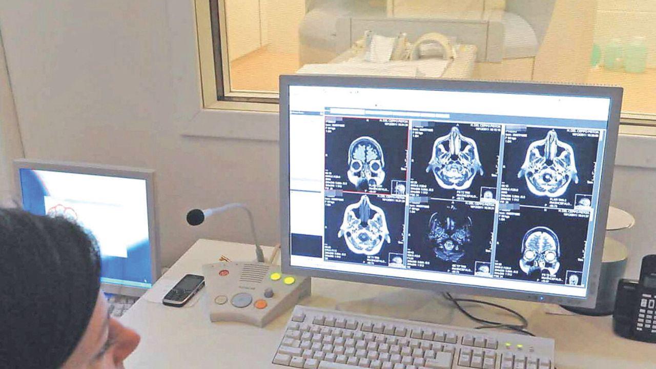 Una visita medica (foto di archivio)