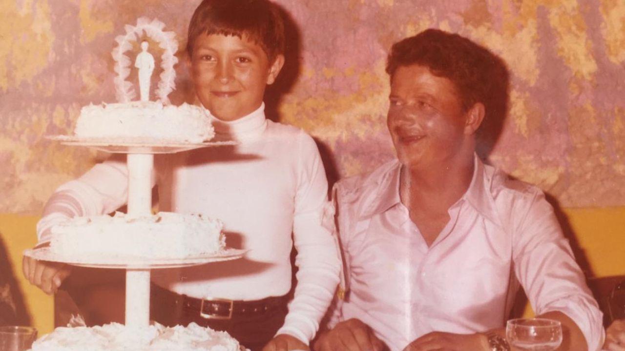 Romano Posarelli con il figlio Massimiliano che ha seguito con la madre la vicenda giudiziaria legata alla morte del padre