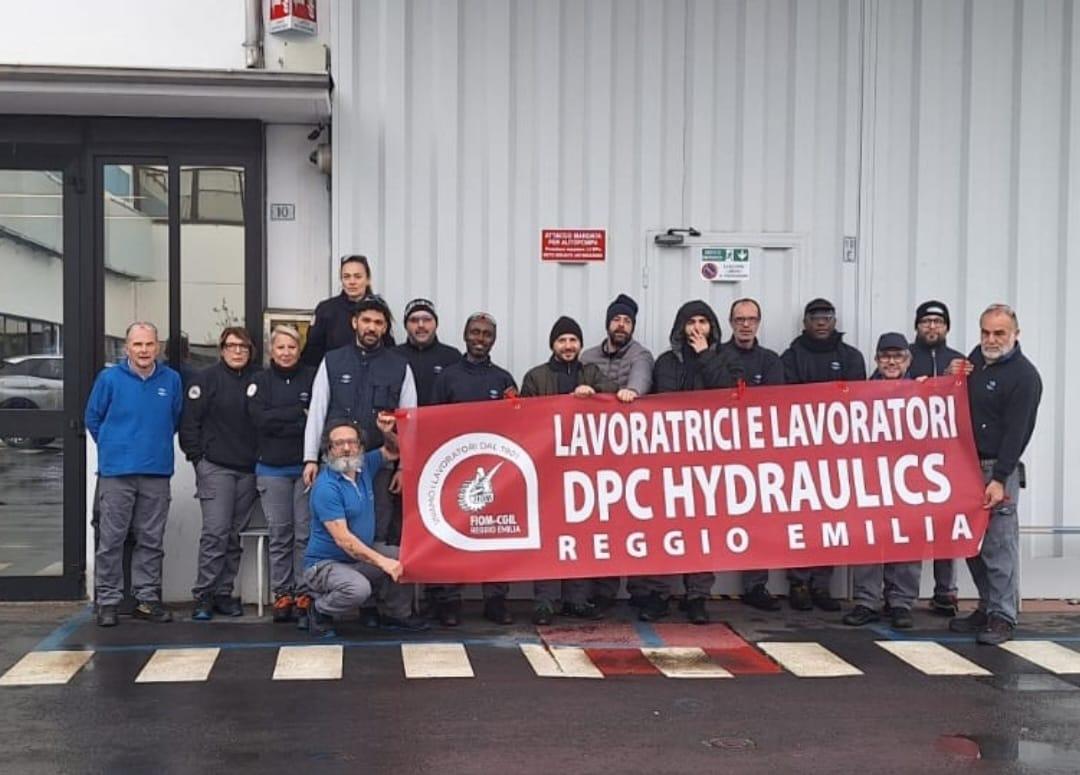 Reggio Emilia, proseguono gli scioperi delle tute blu