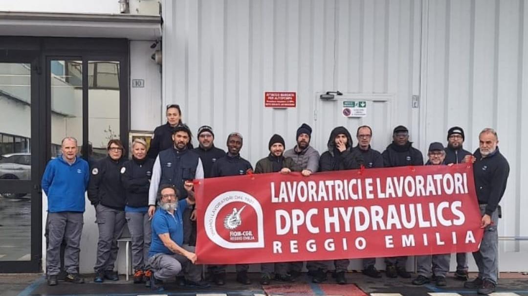 Reggio Emilia, proseguono gli scioperi delle tute blu