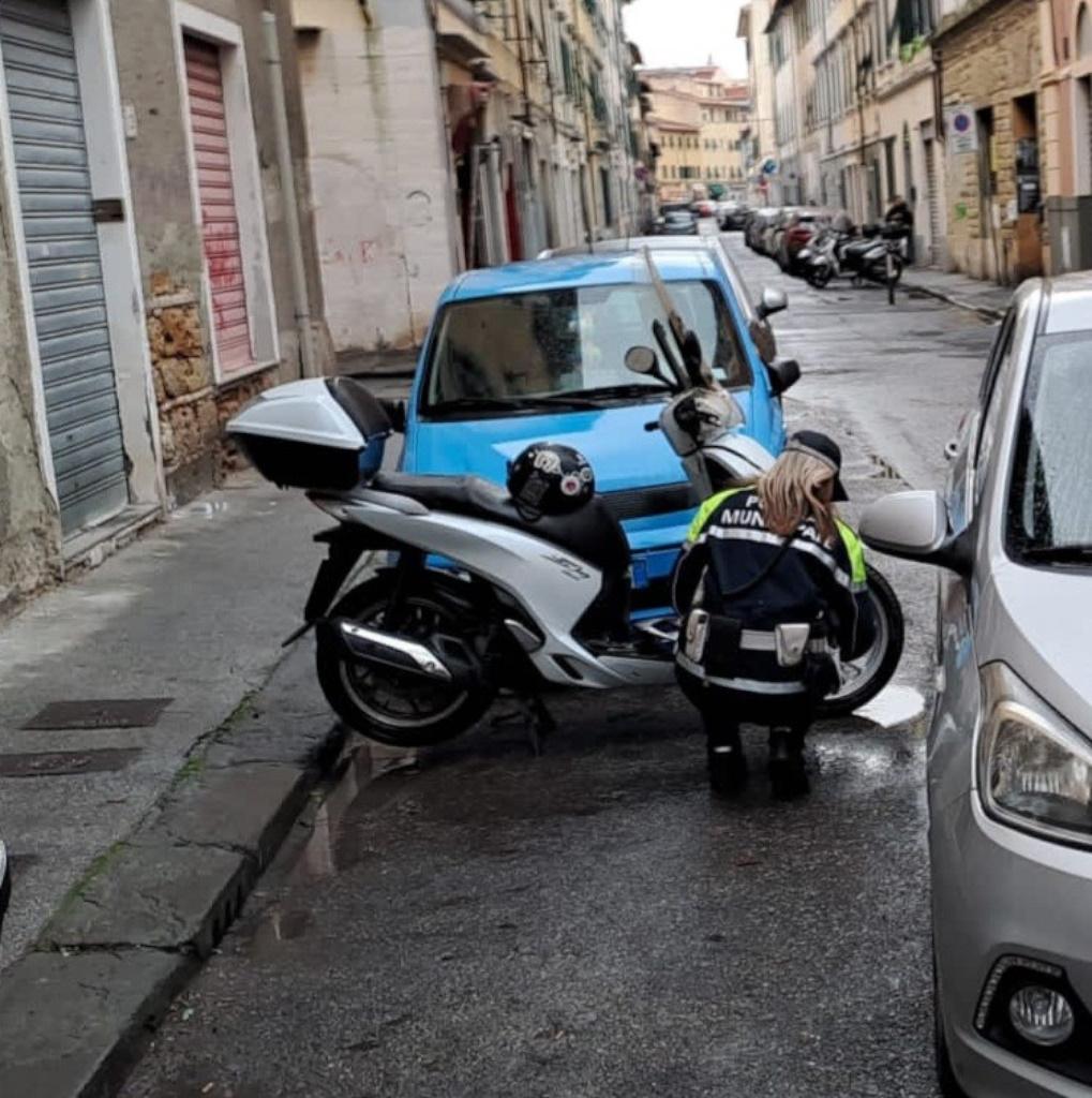 Livorno, recuperati e restituiti ai proprietari 28 mezzi rubati tra auto e moto