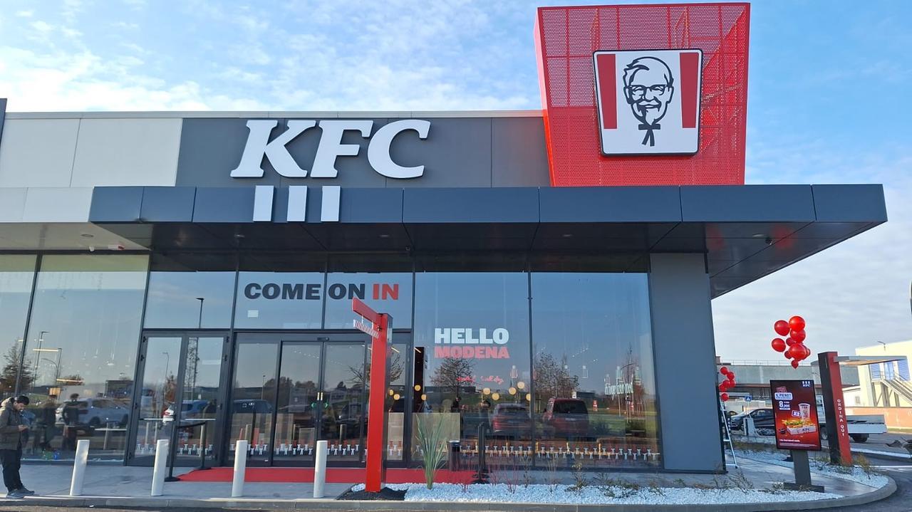 
	Il Kfc in viale Virigilio 9 a Modena

