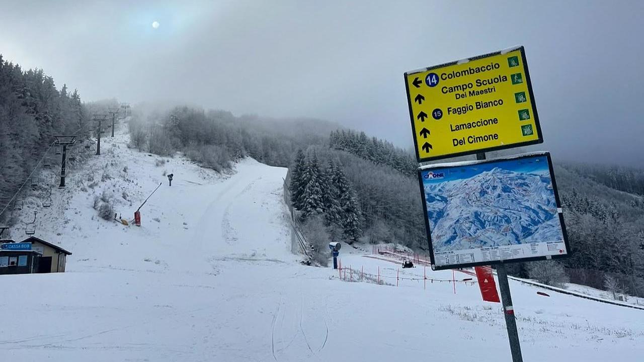Le piste del Cimone innevate