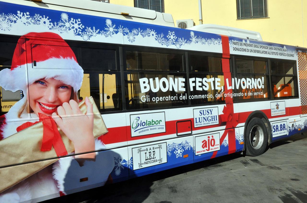 In bus a Livorno per Natale: la domenica si va gratis. Anche la funicolare