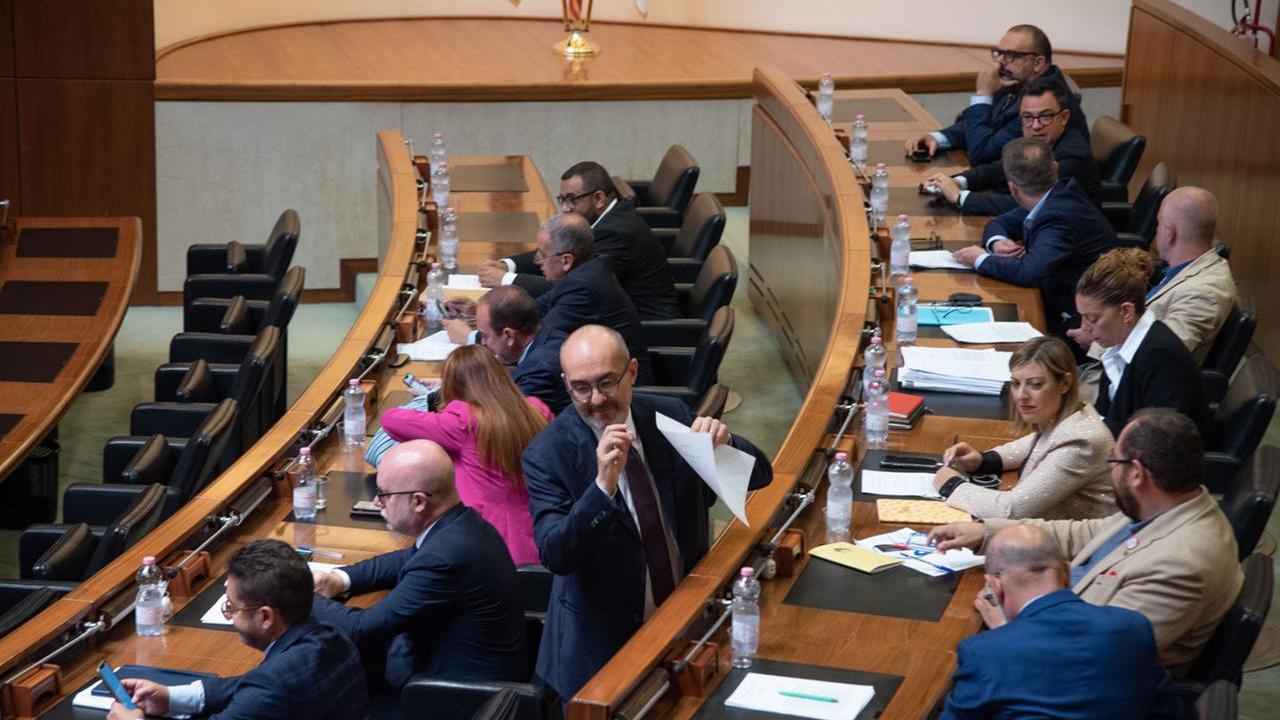 Sanità, mozione di sfiducia all’assessore “romano” Armando Bartolazzi: la presenta Fratelli d’Italia