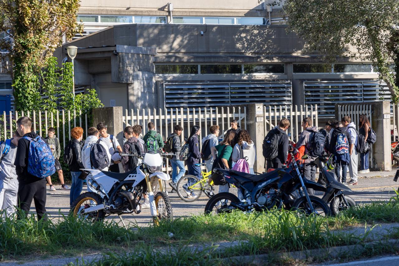 Intervallo in classe all’Iti di Ferrara, il dirigente: «Non è una punizione»
