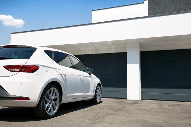 Garage a Livorno, è boom di richieste d’acquisto: «I posti mancano e i prezzi lievitano» Quanto si può spendere