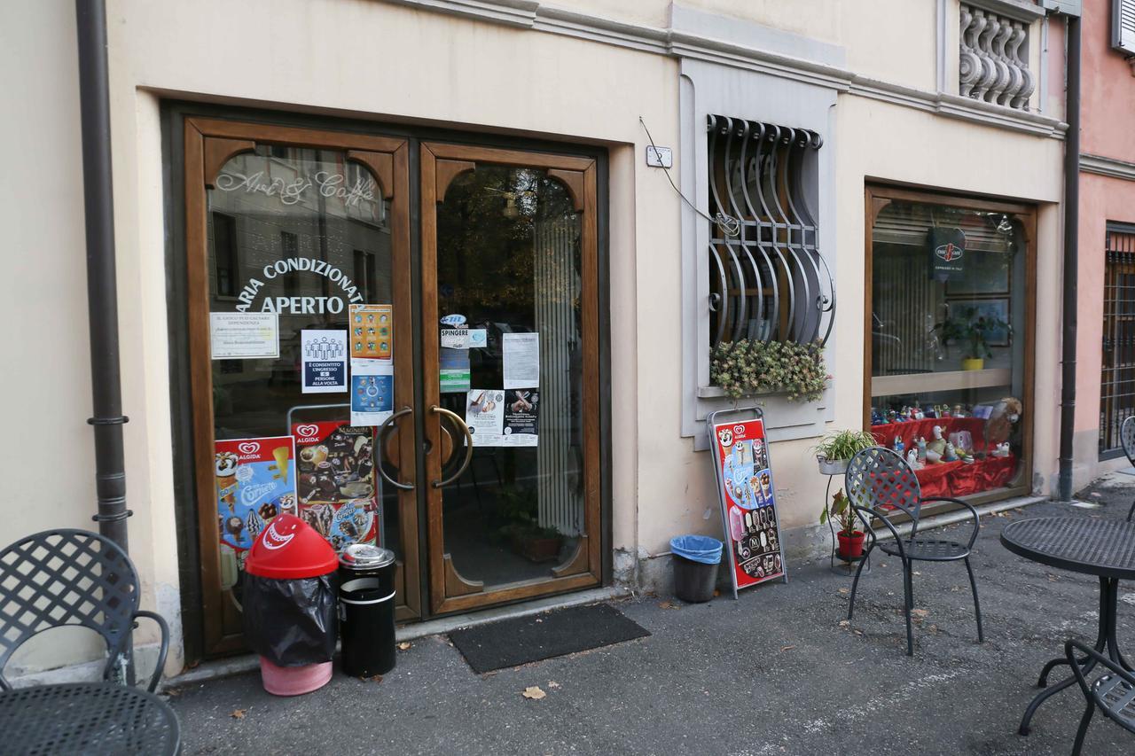 «Mi ha punto con la siringa dentro il bar e ho contratto l’epatite C»