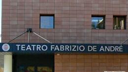 Il teatro De André di Casalgrande compie 18 anni e festeggia tra musica e spettacolo