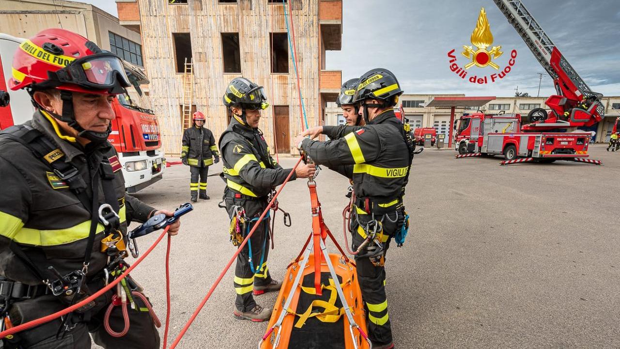 Vigili del fuoco «sotto organico»: il sindacato scrive a Roma