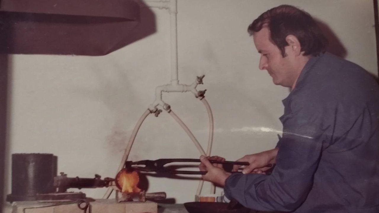 Romagnoli nel suo laboratorio