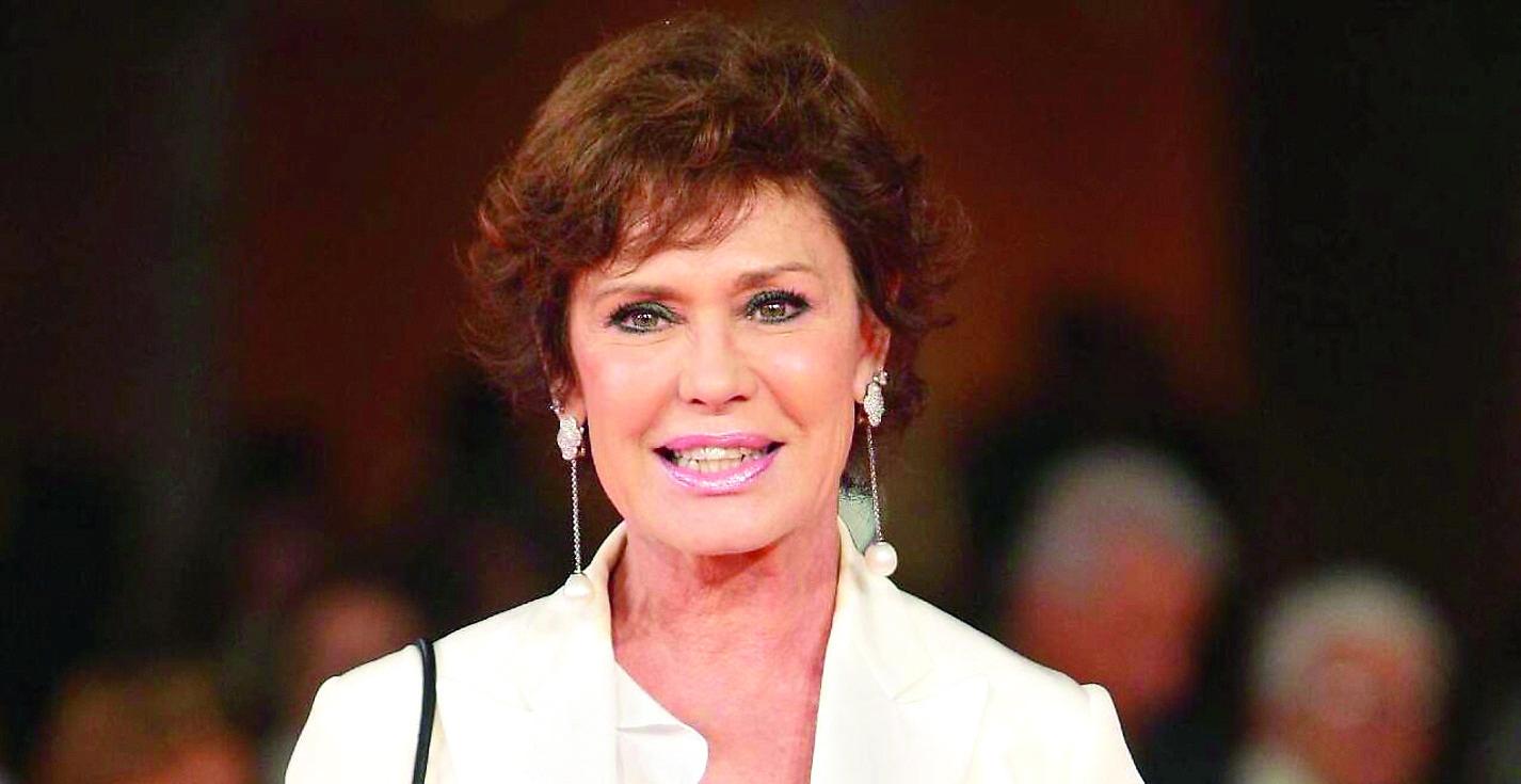 <usng-titolo-spec>Corinne Cléry: «Dico sempre no, all’inizio pure a Bond. Spogliarmi non mi ha mai fatto paura»</usng-titolo-spec><br type="_moz" />
