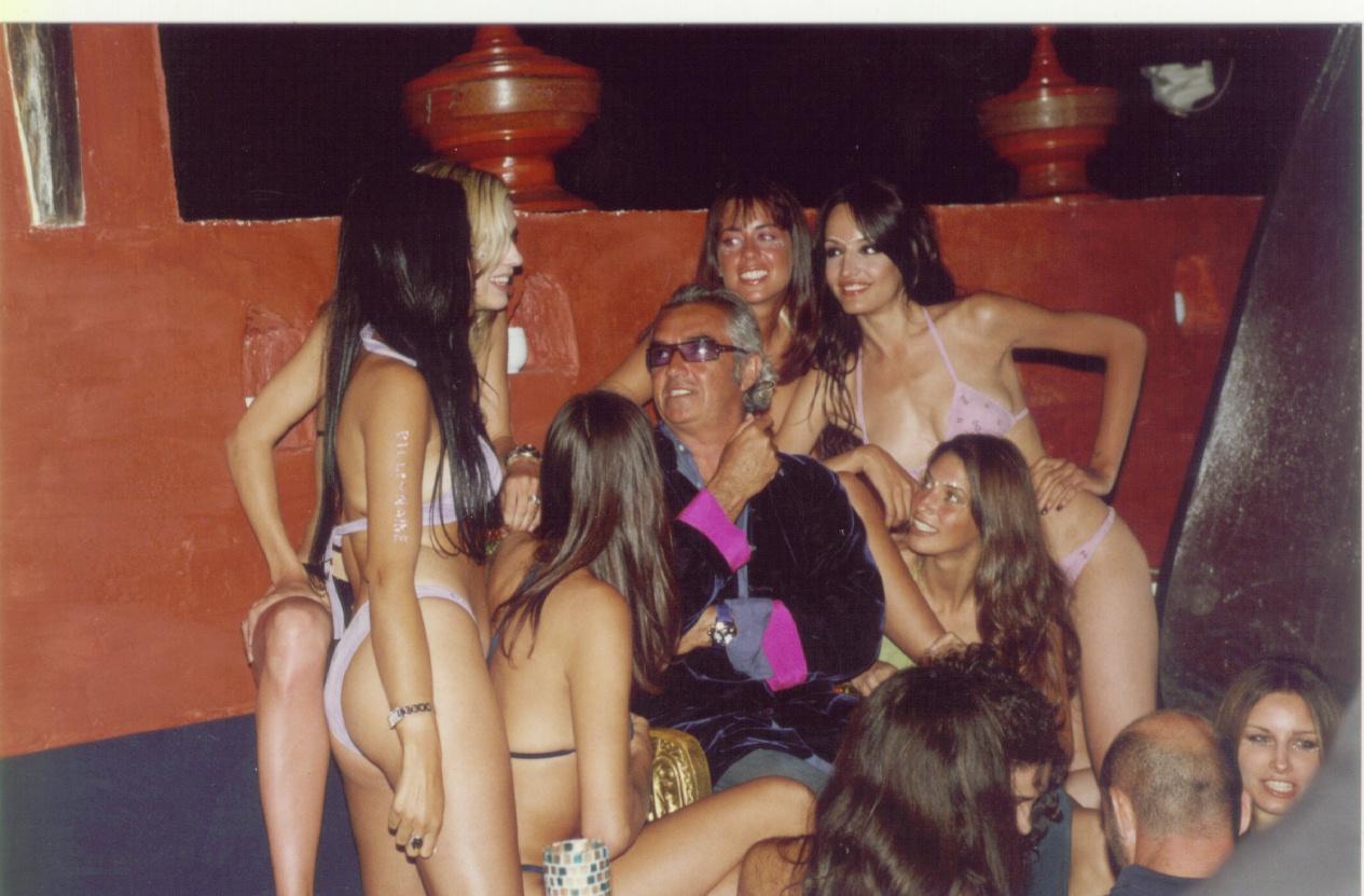 Briatore e tutte le gaffe su Sardegna, sardi pastori e sindaci ignoranti