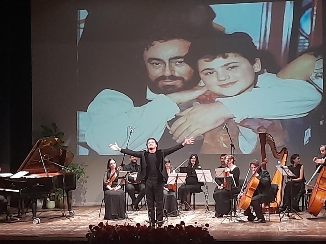 Pavarotti d’oro, Grigolo ricorda emozionato Big Luciano e Franco “Panòcia” Casarini