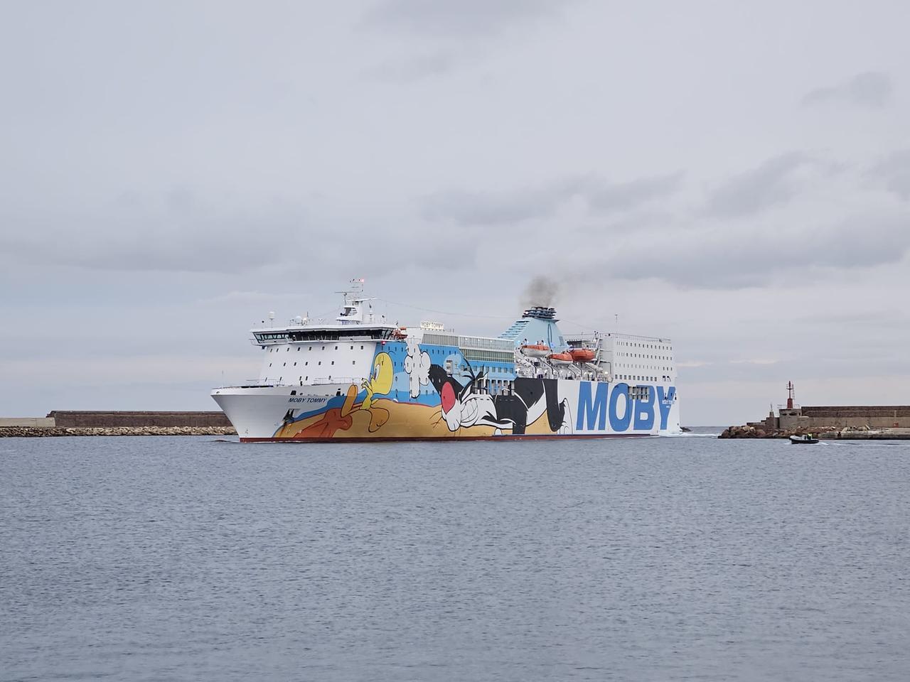 Maltempo, il traghetto per Porto Torres dirottato su Olbia