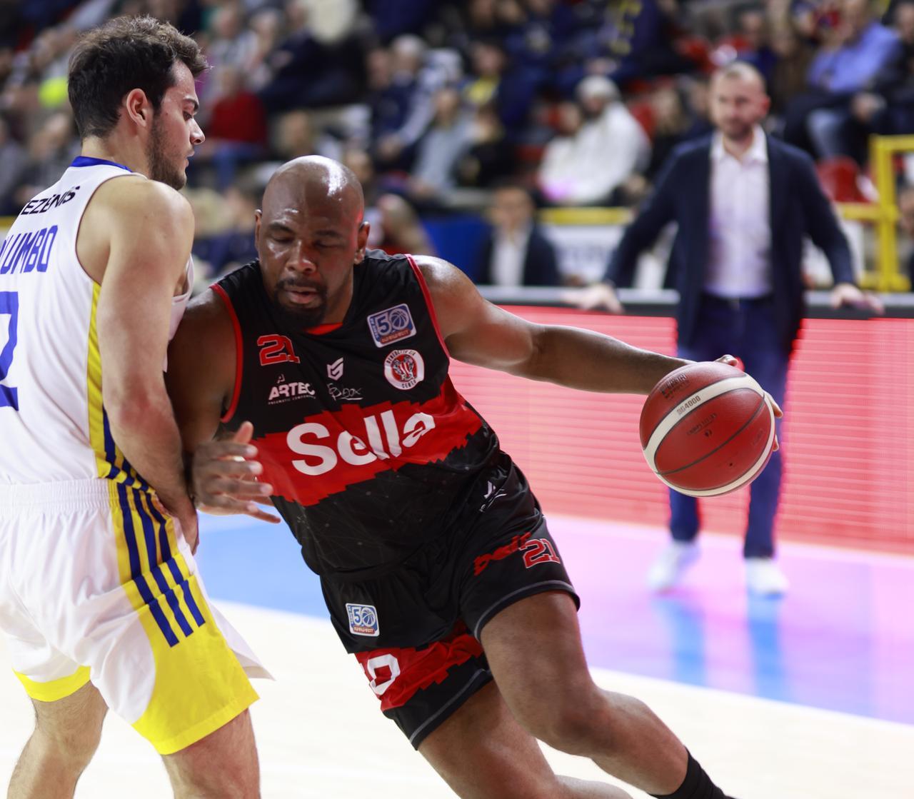 La Sella resiste soltanto un tempo e dopo il riposo Verona dilaga