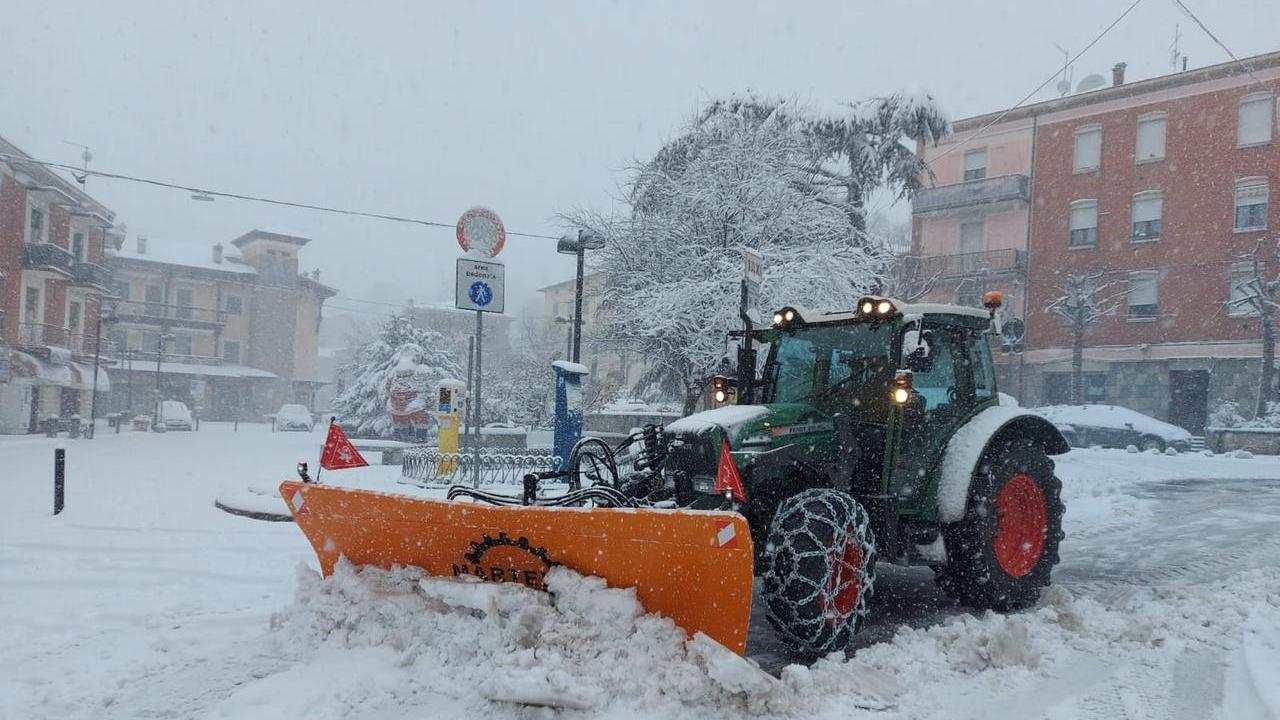 Montagna modenese sotto la neve, come non accadeva da anni