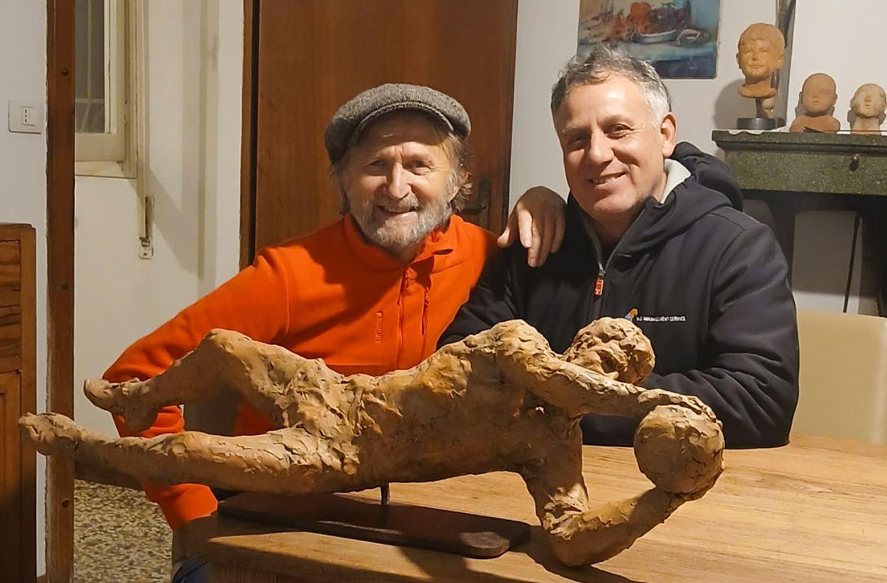 Renazzo, la scultura di Galli al campione del mondo Dino Zoff