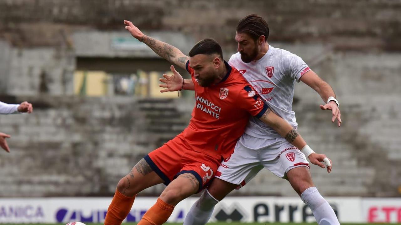 Tonfo interno per la Pistoiese, passa il Forlì