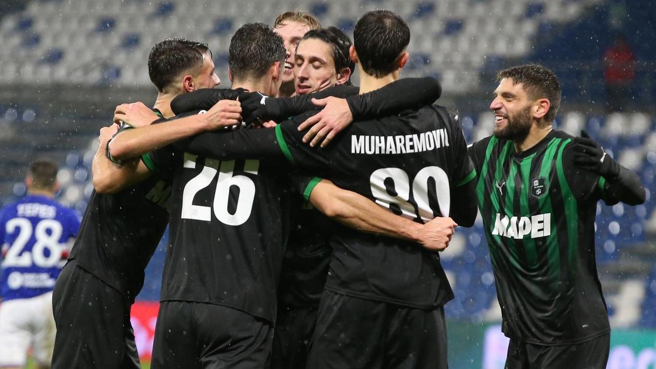 L'esultanza del Sassuolo dopo il 5-1 contro la Samp