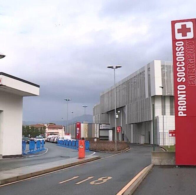 «Trascinata per il collo fuori dal locale»: imprenditrice denuncia il buttafuori di un locale di Lucca