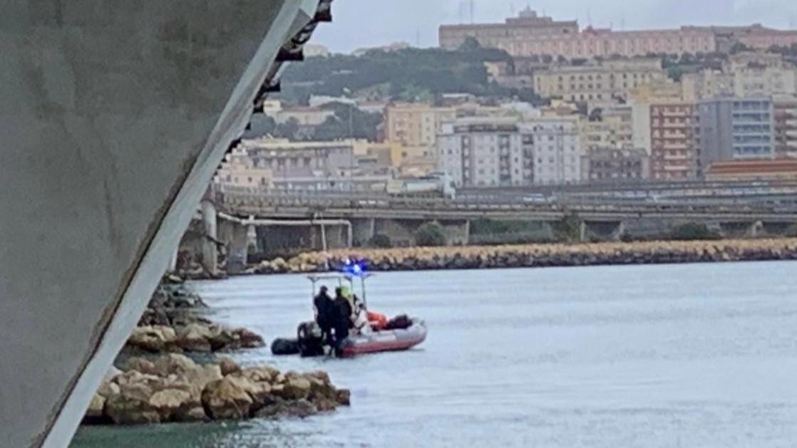Femminicidio di Francesca Deidda, si cerca in mare l’arma del delitto – GUARDA IL VIDEO