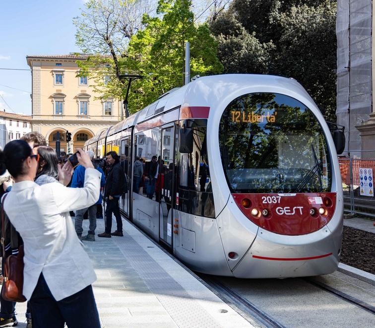 Firenze, tram per il centro: corsa contro il tempo per il via entro Natale