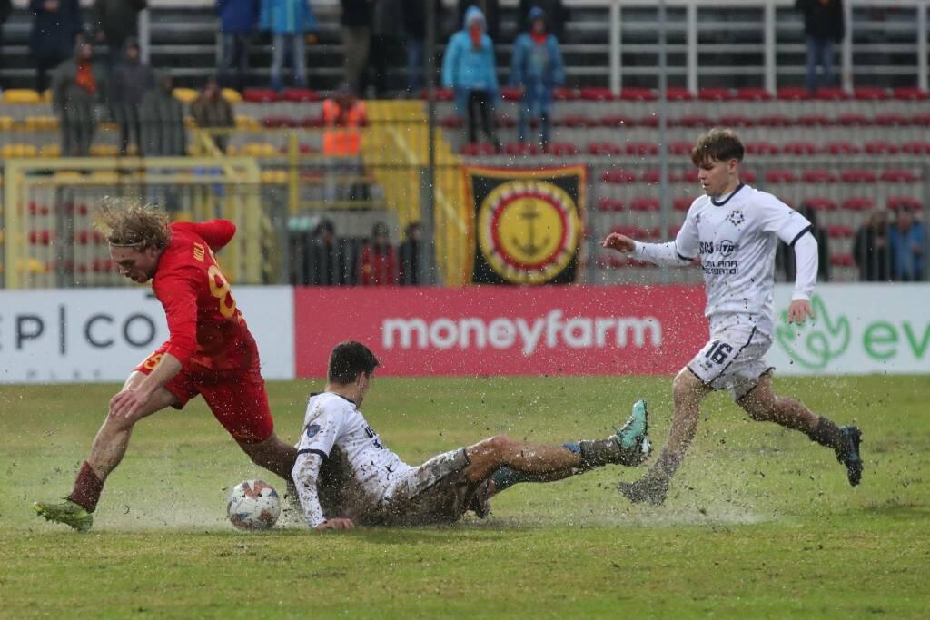 
	La sfida tra Ravenna e Cittadella su un campo inzuppato

