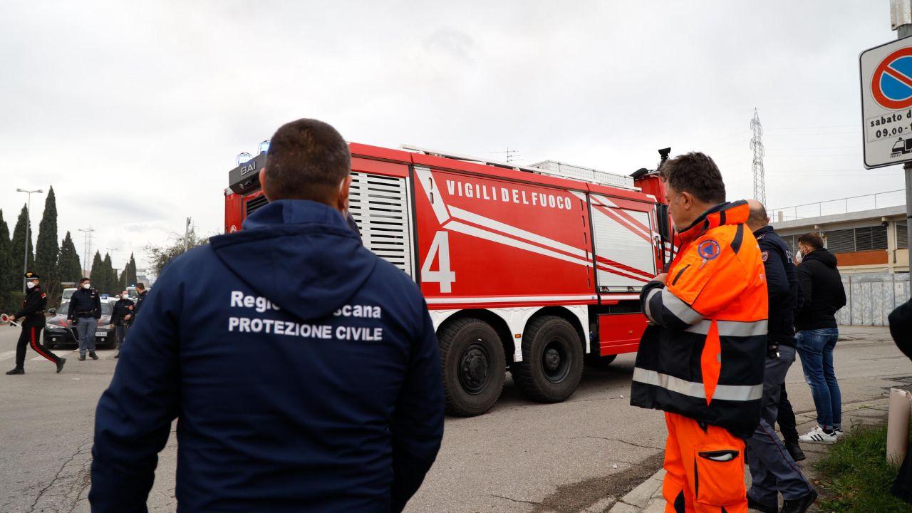 
	Vigili del fuoco, Protezione civile e forze dell'ordine sul posto

