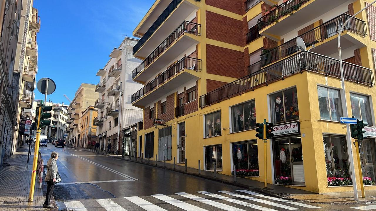 Ventenne morto in casa, ecco cosa sappiamo della tragedia in viale Trento