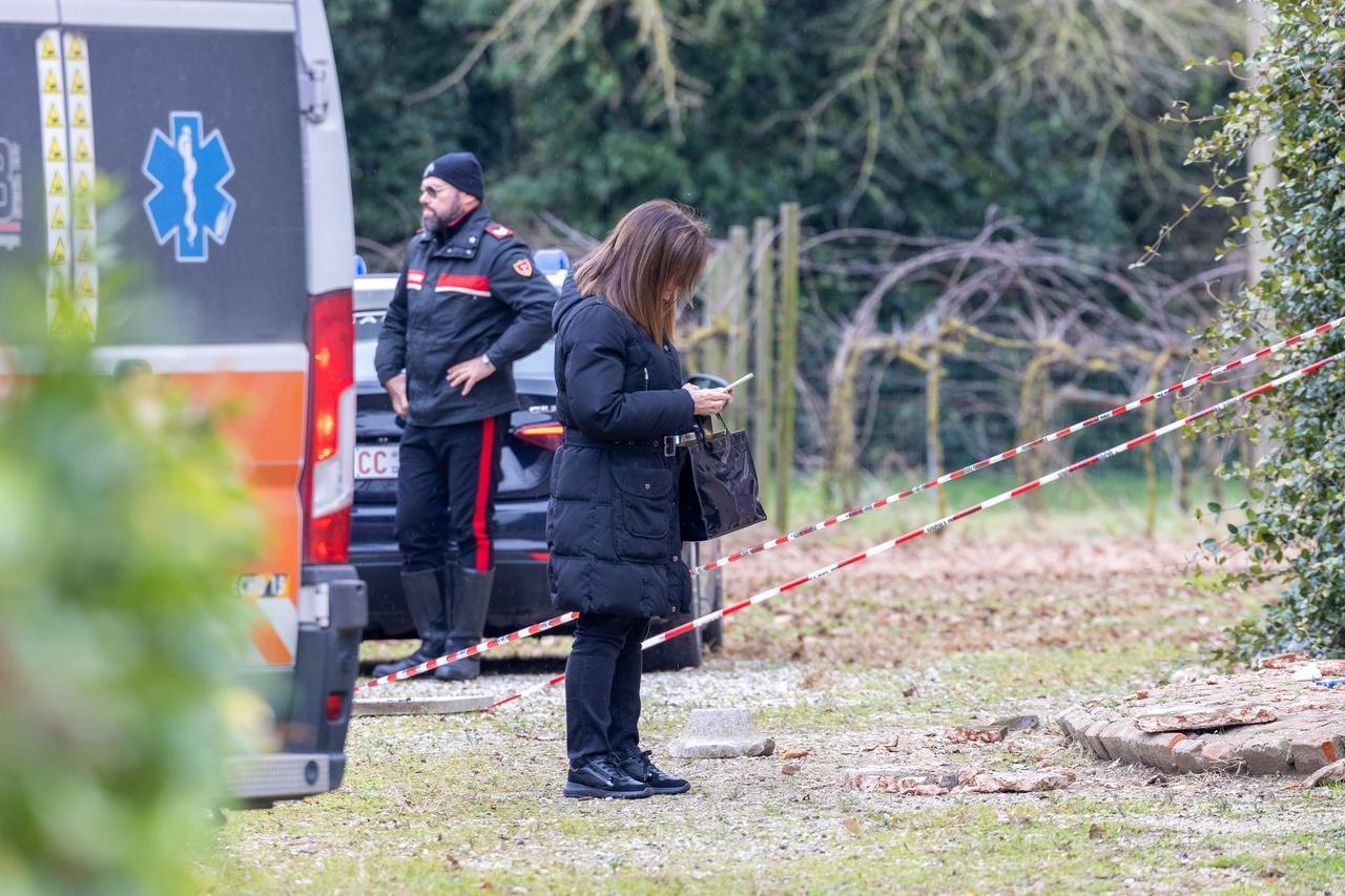 Balcone crollato a Ro, la sindaca: «Dramma sfiorato, comunità scossa»