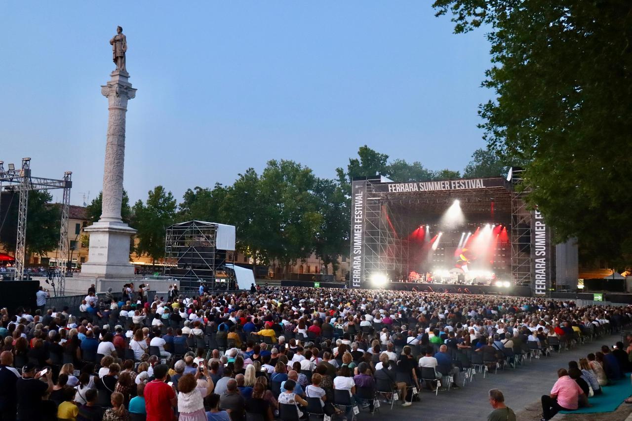 Dallo SpencerHill a Chagall, trecento eventi nel 2025 a Ferrara