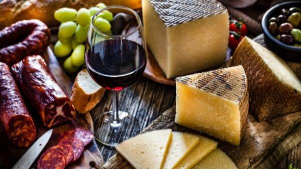 Parmesan, Reggianito, Kressecco: il 70% del Made in Italy all’estero è fake