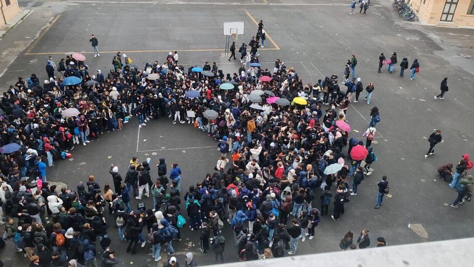Pisa, occupazione nelle scuole superiori: cosa sta succedendo
