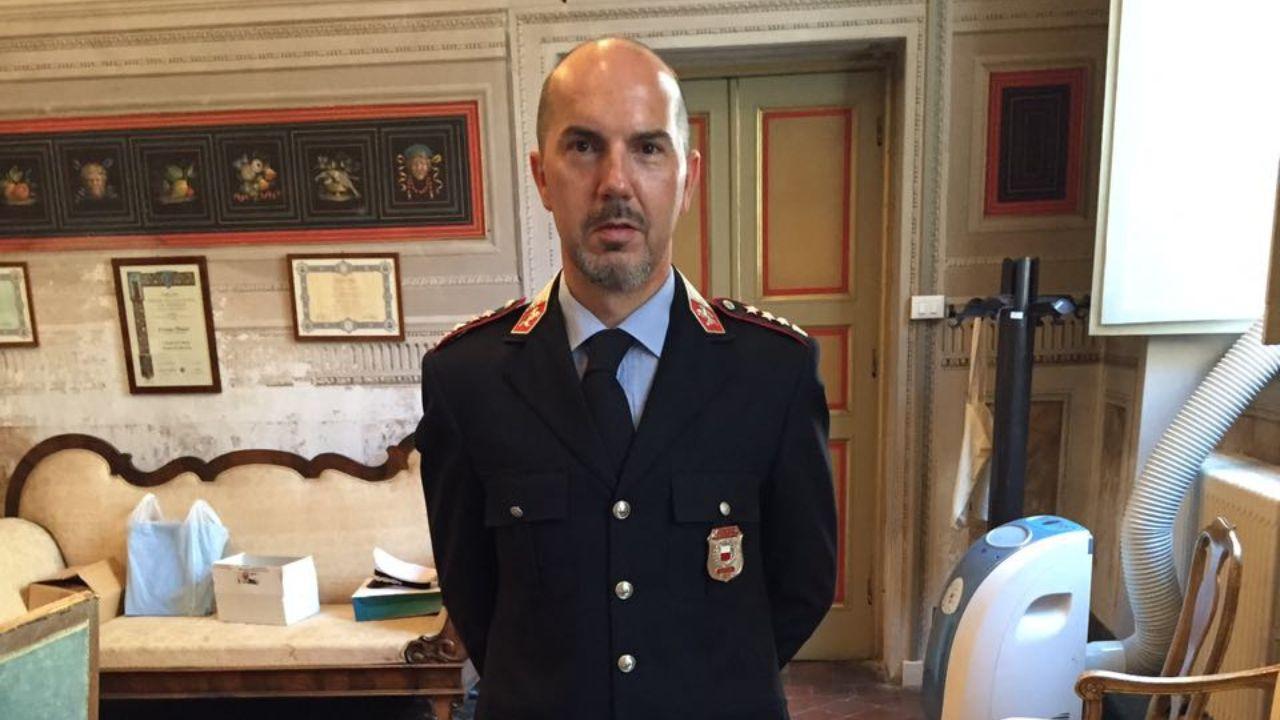 L’ex comandante dei vigili porta il Comune in Tribunale