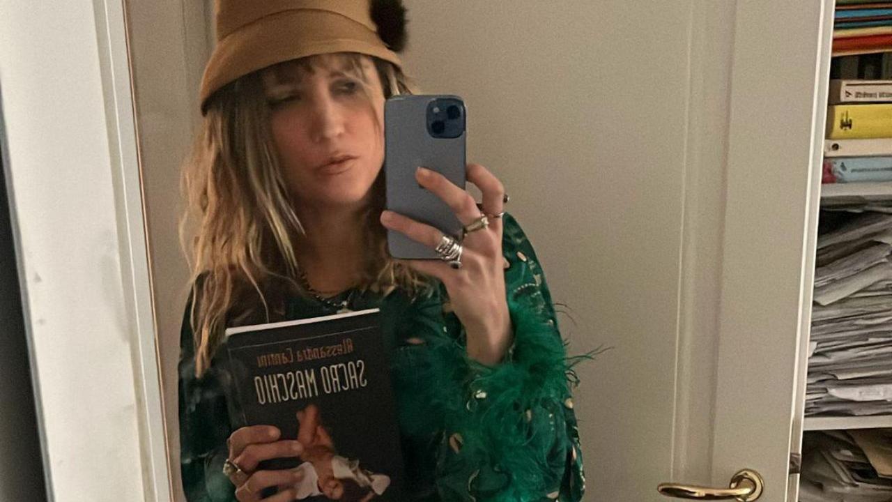 Livorno, Alessandra Cantini e il libro la "Nuda poesia" per un «Viaggio nel profondo della donna»