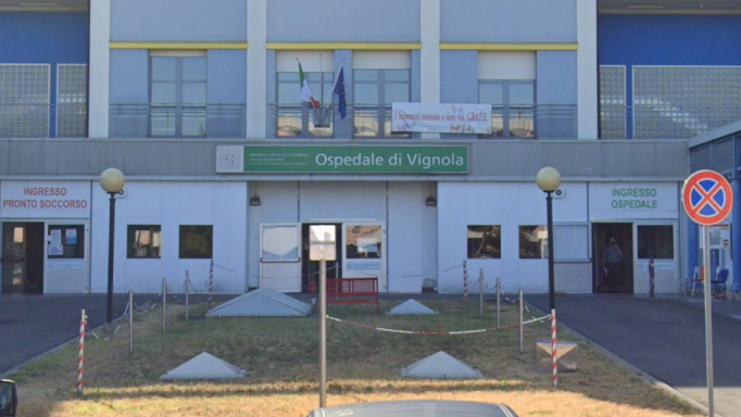 L'ospedale di Vignola, dove il 32enne è stato arrestato