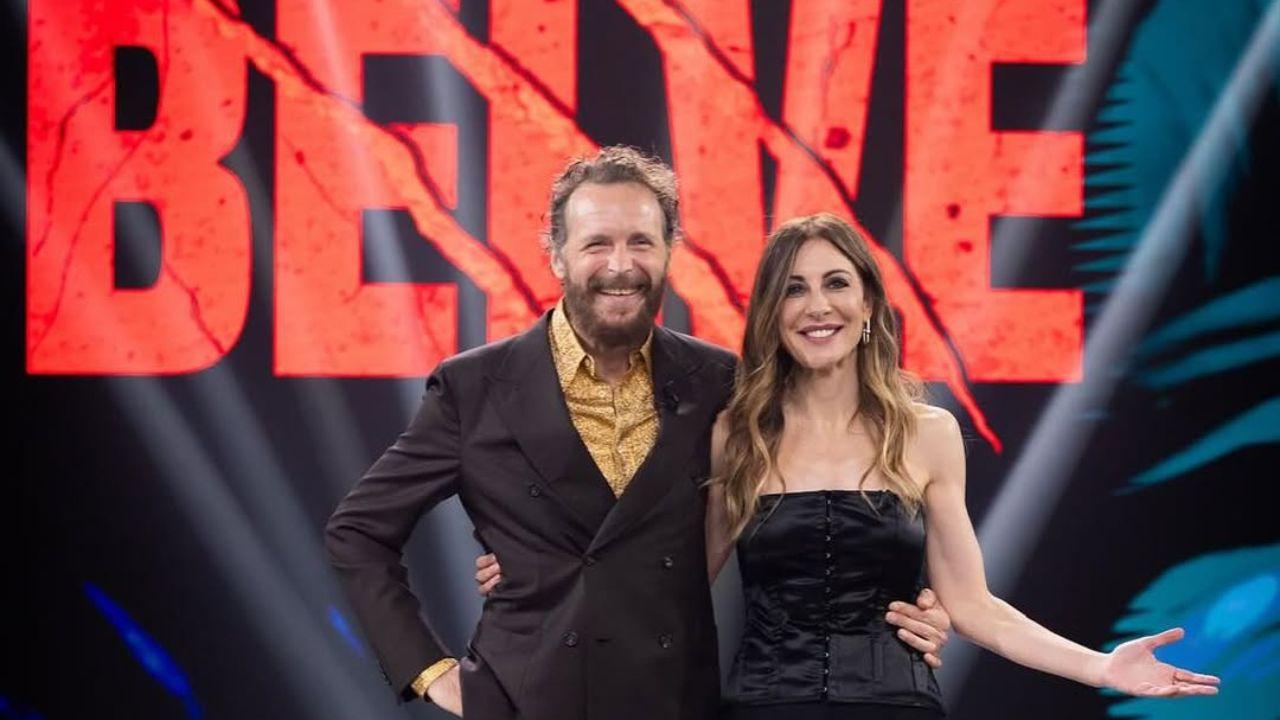 Jovanotti e Francesca Fagnani nello studio di Belve (foto Instagram / Francesca Fagnani)