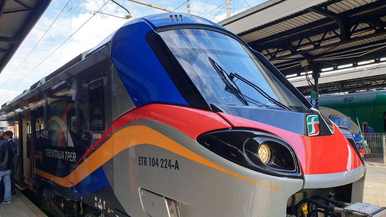 Toscana, arrivano i rimborsi per i pendolari dei treni: come richiederli e quanto si può ottenere