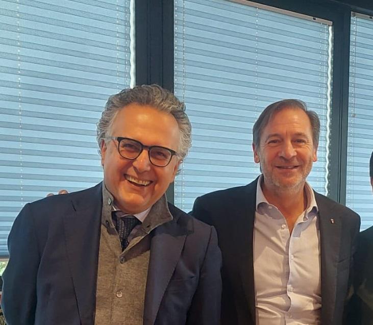 
	Il commissario Alessandro Londi (a sinistra) con il presidente federale Stefano Mei

