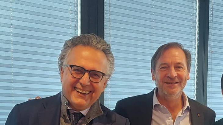 Il commissario Alessandro Londi (a sinistra) con il presidente federale Stefano Mei