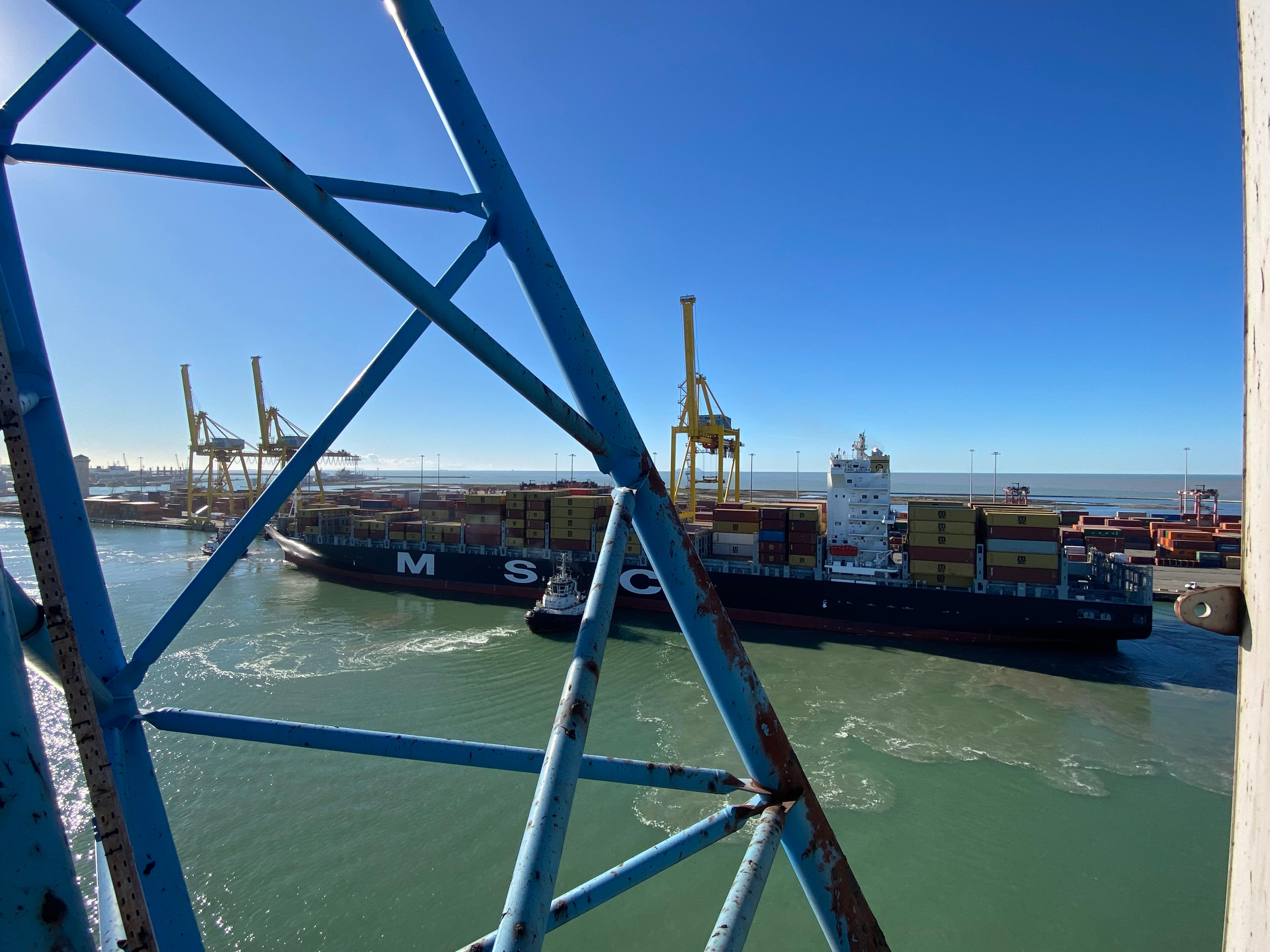 Grimaldi e gli operatori livornesi convocati dal prefetto per lunedì 16 dicembre