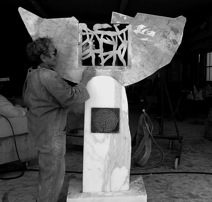 Pietrasanta piange Elisa Corsini, l'artista aveva uno studio nell'Atene della Versilia