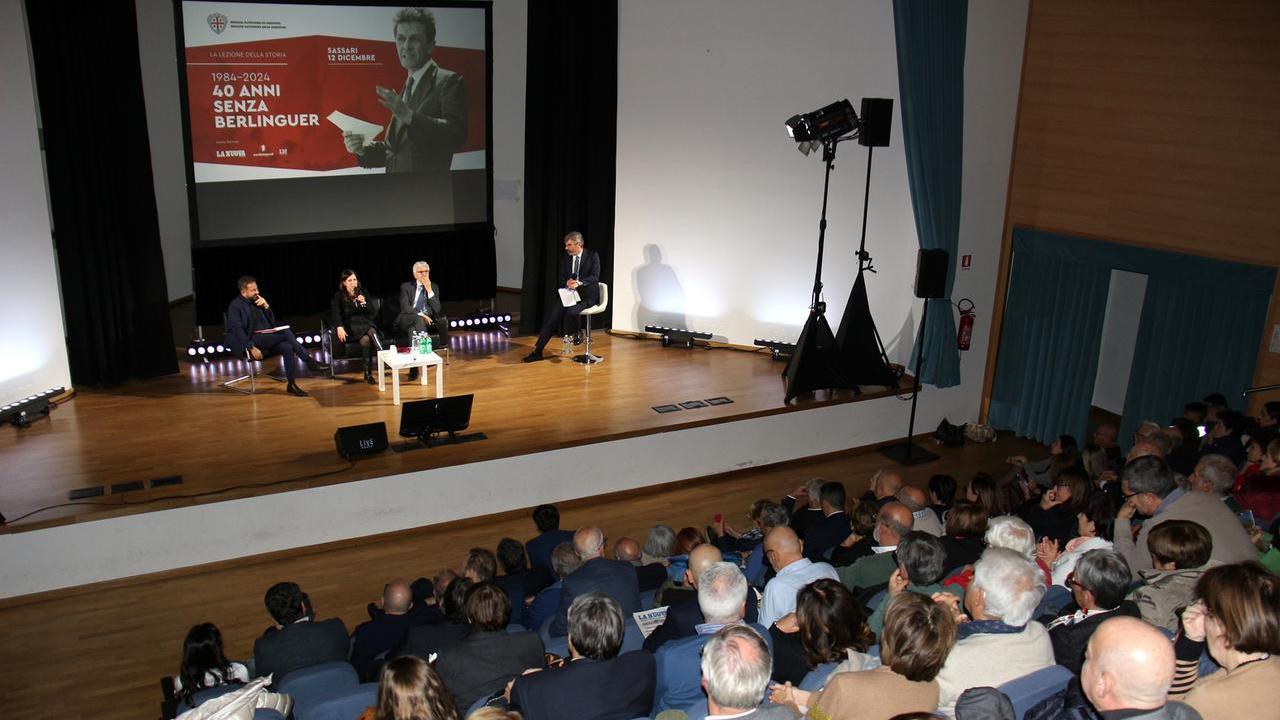 «Agli eredi politici di Berlinguer va il destino del nostro Paese»