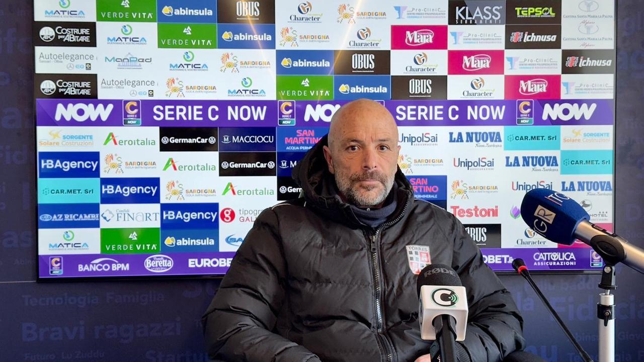 Torres-Lucchese: Greco carica la squadra: «Vogliamo la vittoria al Vanni Sanna»