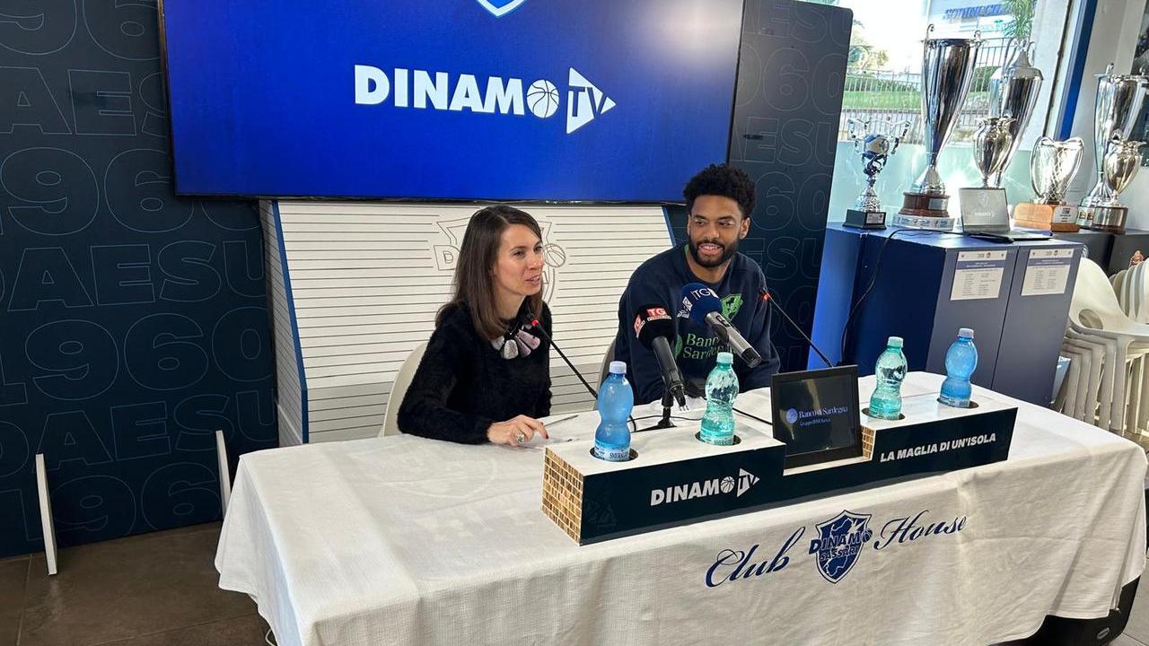 Basket, la Dinamo si prepara alla sfida contro Reggio Emilia che si gioca a Sassari