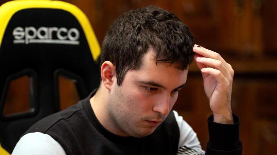 Tra alfieri, torri e regine è Francesco Sonis il re degli scacchi in Italia