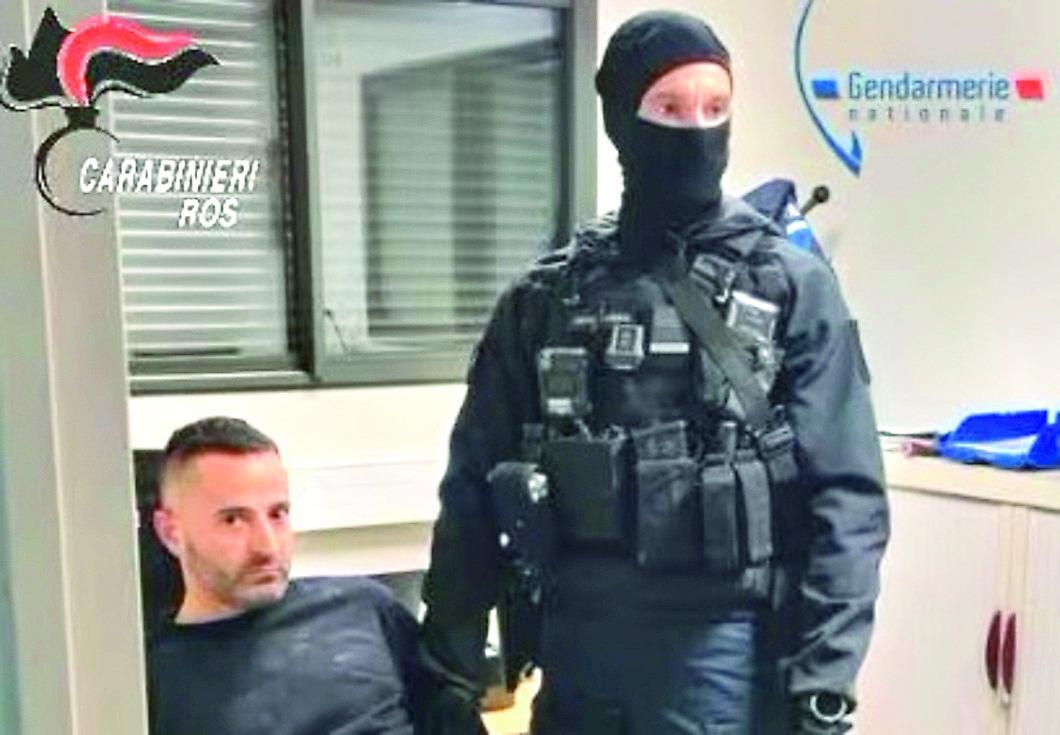 
	Marco Raduano il giorno dell'arresto, avvenuto in Corsica

