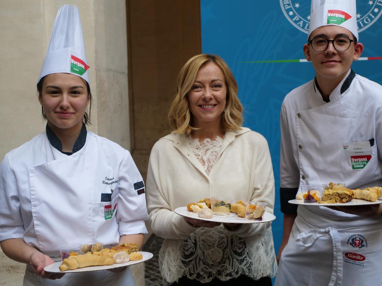 Il buffet di Natale a Palazzo Chigi curato dagli allievi del Vergani di Ferrara