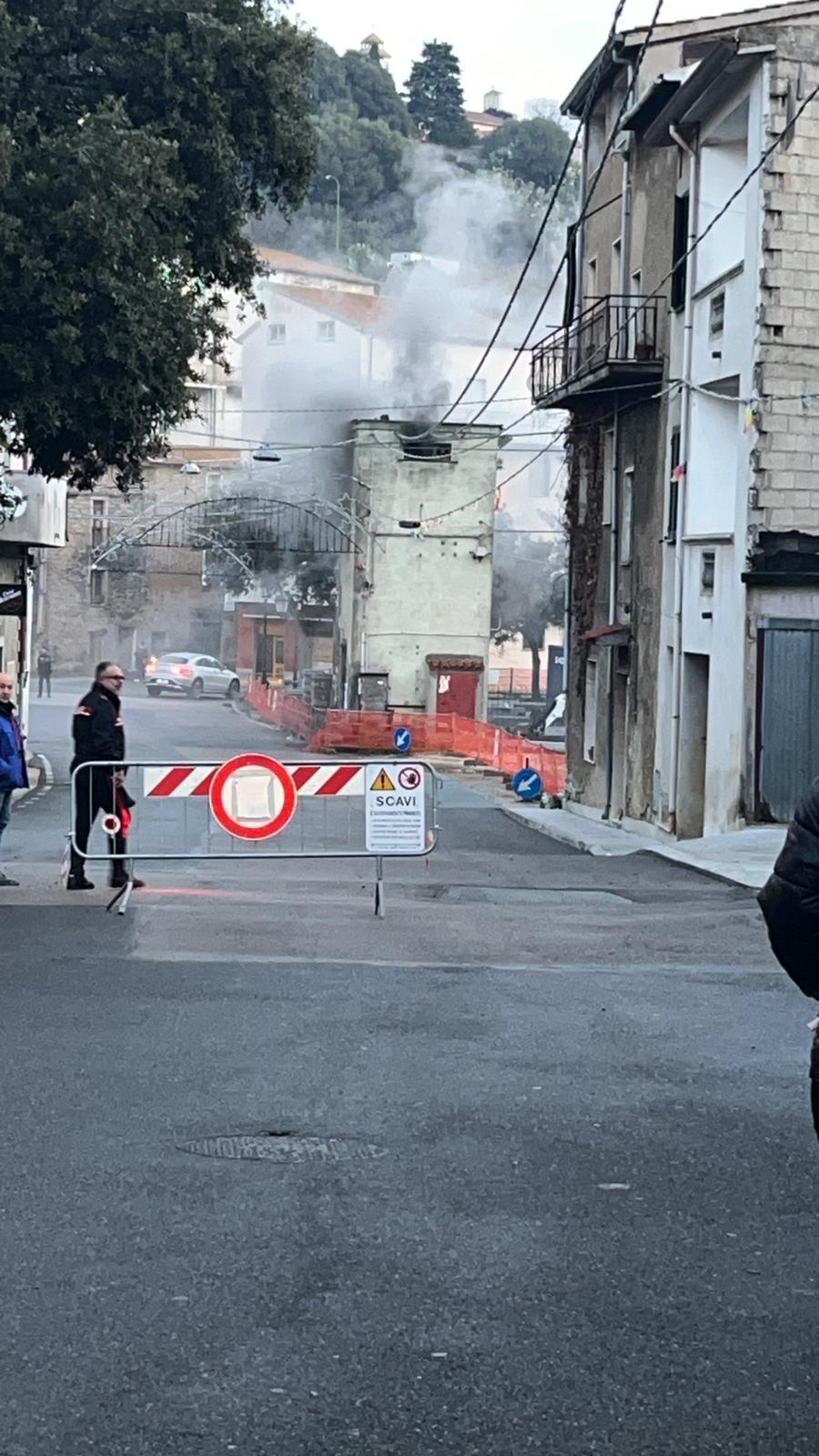 
	Il rogo nella cabina a Bitti

